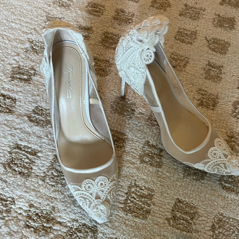 Lace and sheer stiletto